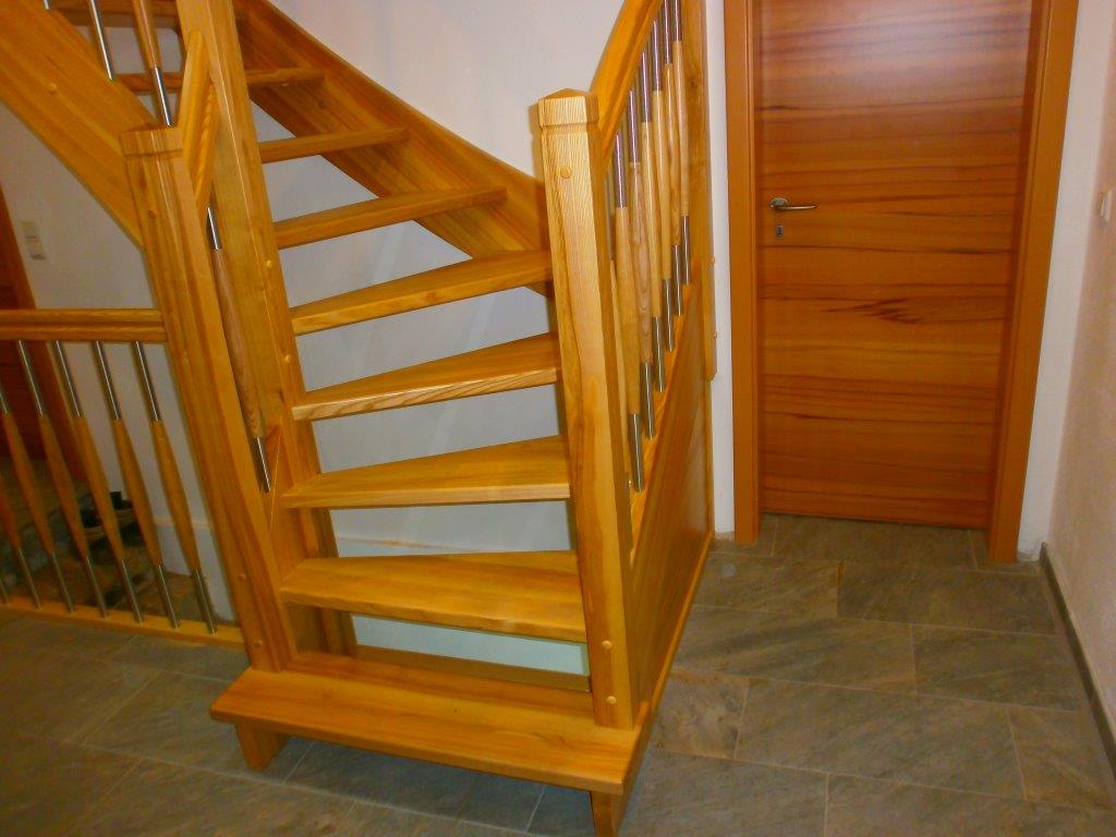 Massivholztreppen